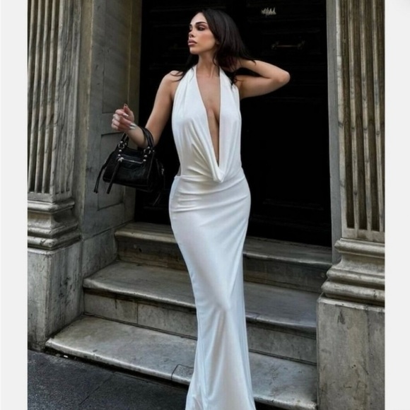ZARA LONG DRAPED HALTER DRESS. SIZE M